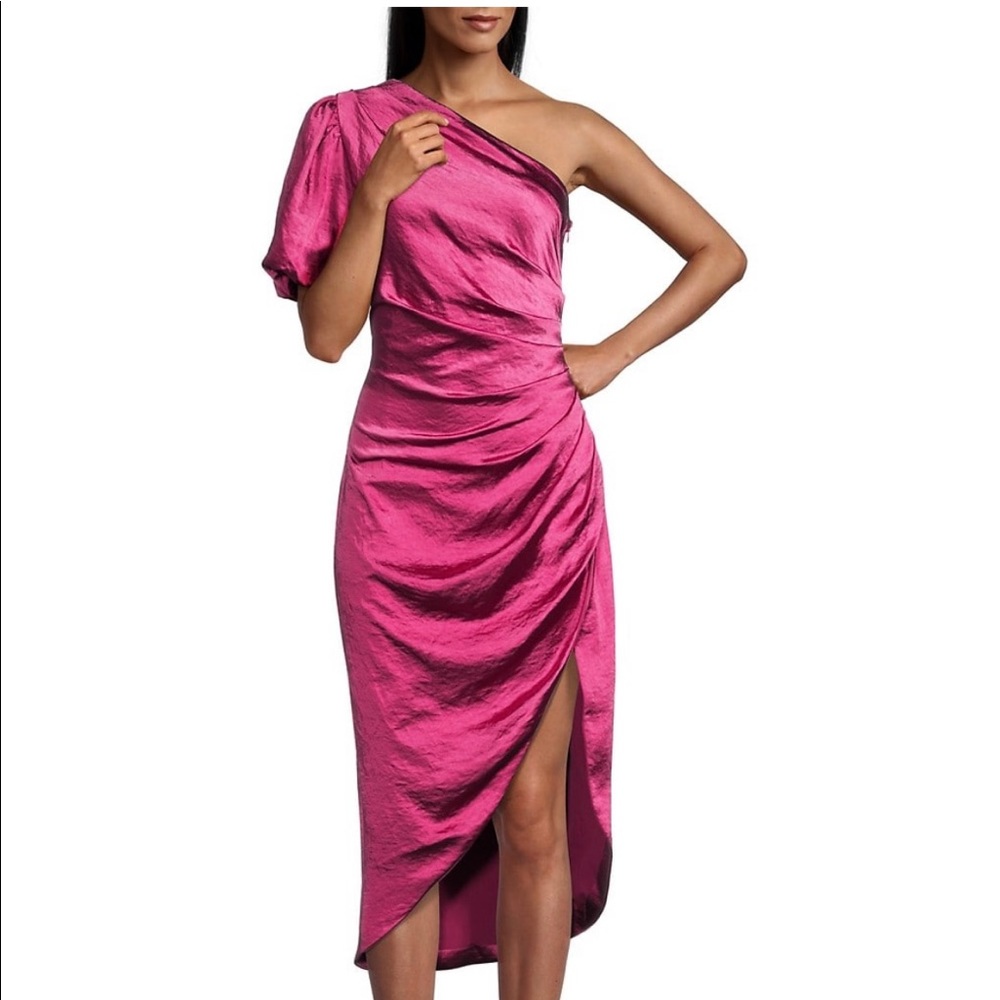 Elliatt Satin One Sleeve Dress